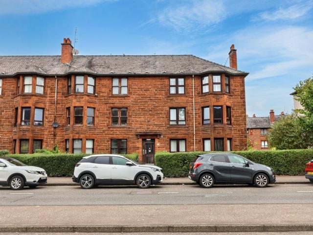 Flat for sale in Craigton, Glasgow