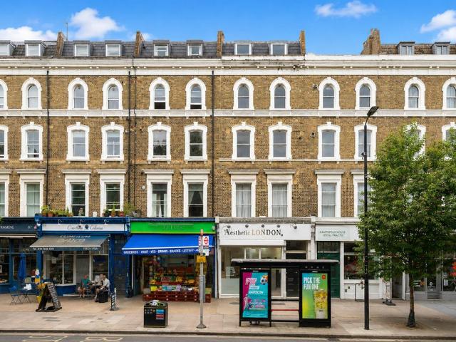 Flat for sale in St. John's Wood, Greater London