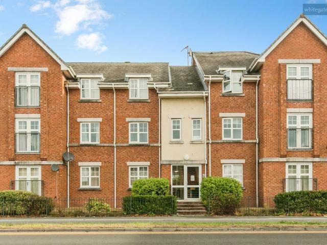 Flat for sale in Hammond Street