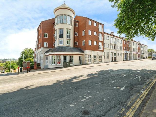 Flat for sale in Lakenham, East Bank
