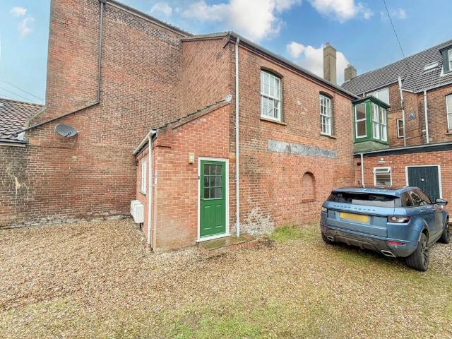 Flat for sale in Comers, Norfolk