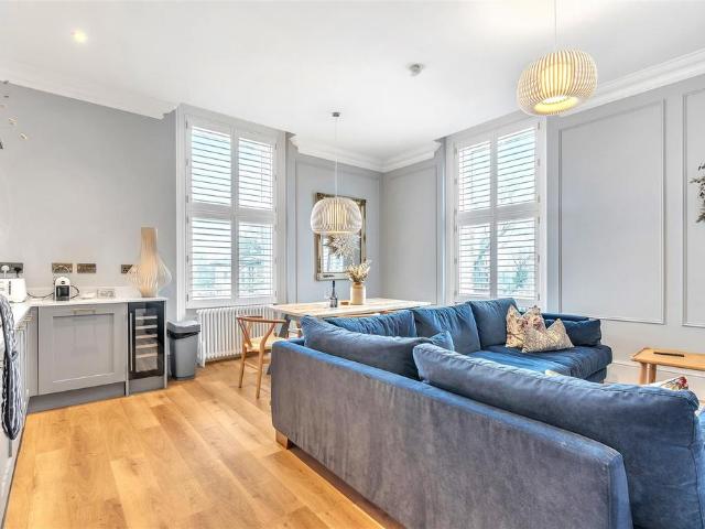 Flat for sale in Holgate, High Field
