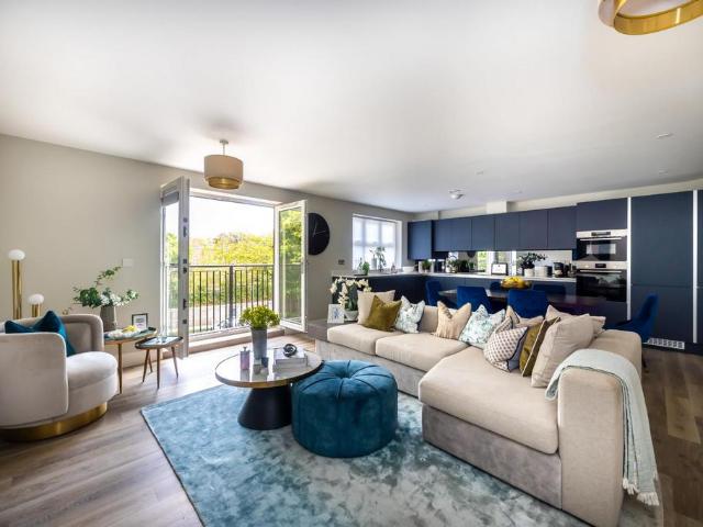 Flat for sale in Wexham and Ivers Community Board, Iver Heath