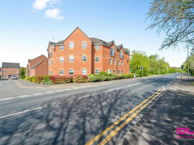 Flat for sale in Horninglow and Eton, Beamhurst