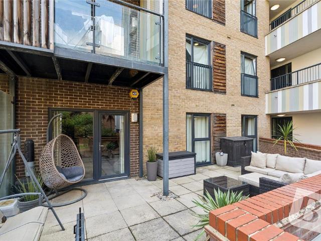 Flat for sale in Rush Green, Greater London
