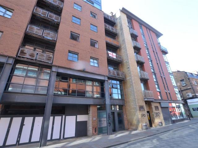 Flat for sale in Ropewalks, Calderstones