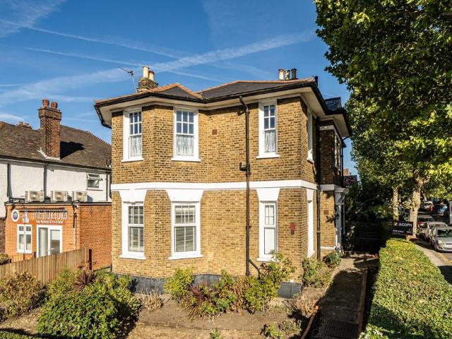 Flat for sale in London Borough of Lewisham, Greater London