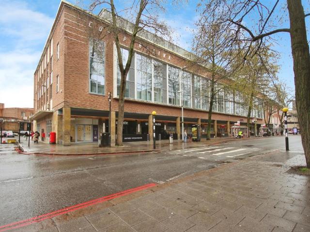 Flat for sale in Spon End, West Midlands