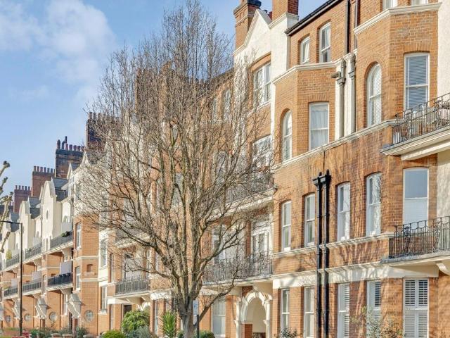 Flat for sale in Kensal Town, Maida Vale