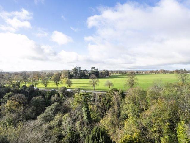 Flat for sale in Feckenham, City Of Bristol
