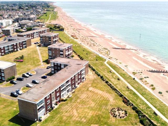 Flat for sale in Rustington, Clapham