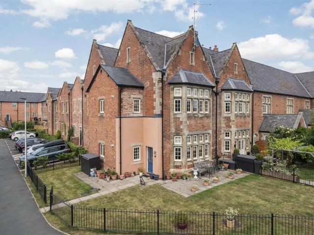 Flat for sale in Shelton, Frankwell