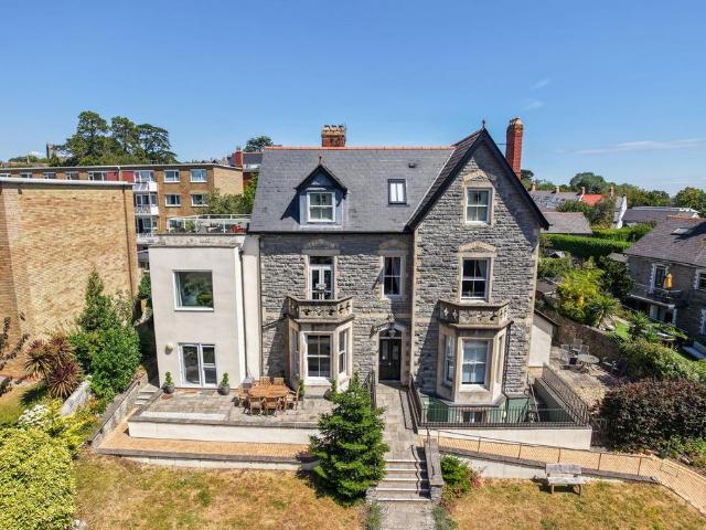 Flat for sale in Penarth Marina, Penarth