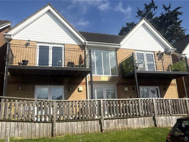 Flat for sale in Wootton Bridge, Isle Of Wight
