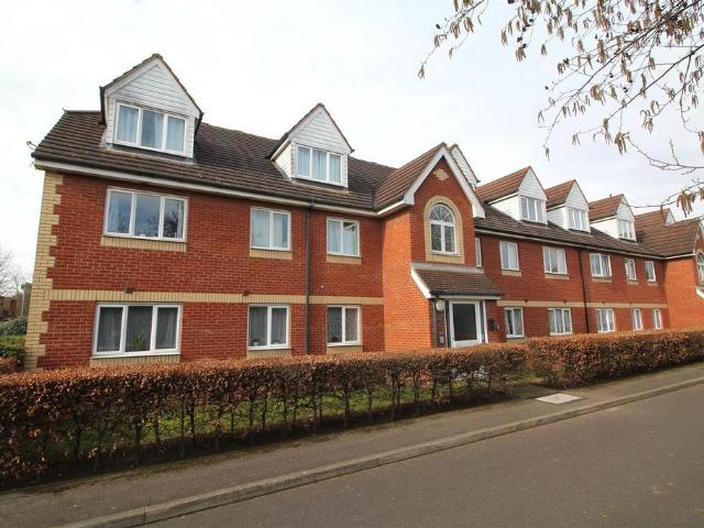 Flat for sale in West Town, Peterborough