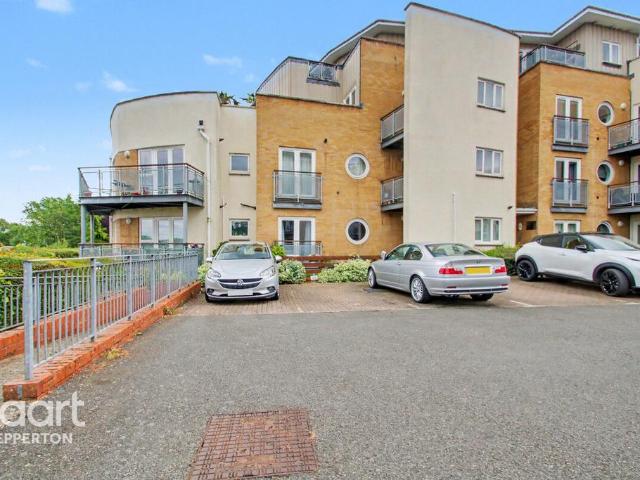 Flat for sale in Row Town, Surrey