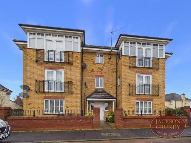 Flat for sale in Upton, Duston
