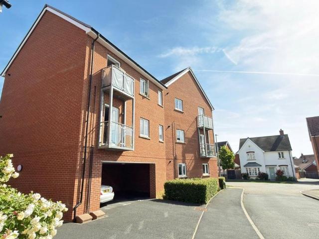 Flat for sale in Bletchley and Fenny Stratford, Bletchley