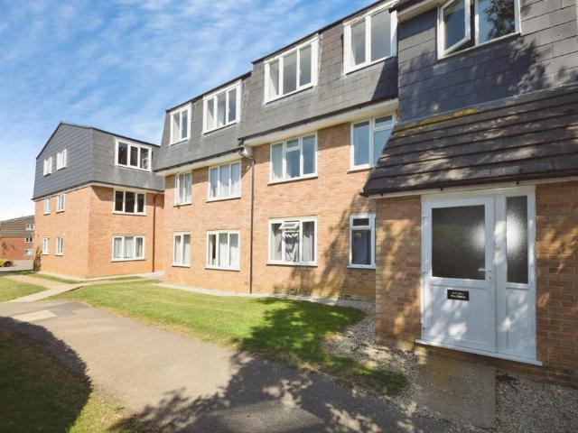 Flat for sale in Pleasant Valley, Duton Hill