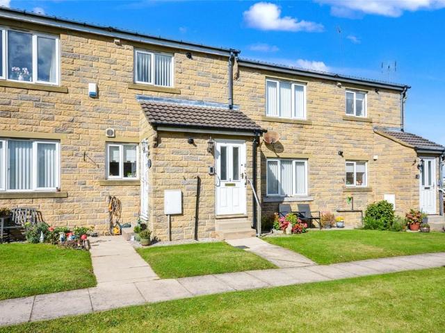 Flat for sale in Pudsey, West Yorkshire