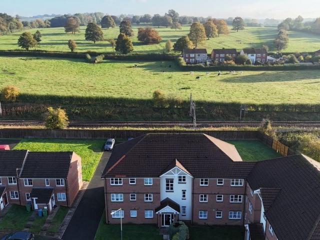 Flat for sale in Stonefield, Stafford