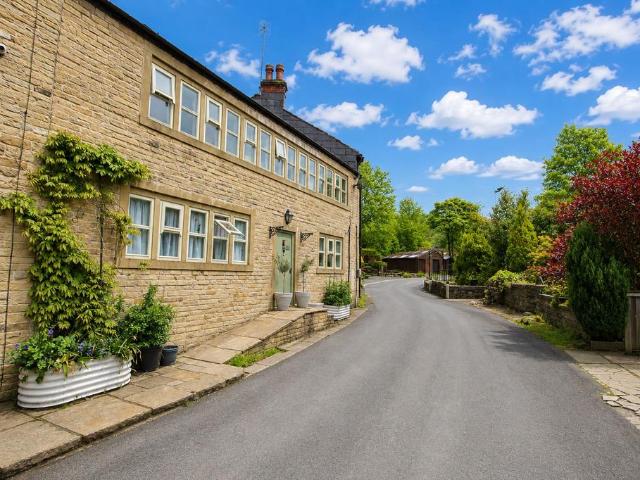 Flat for sale in Burnedge, Greater Manchester