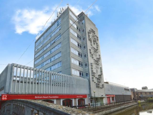 Flat for sale in Moulsham, Chelmsford