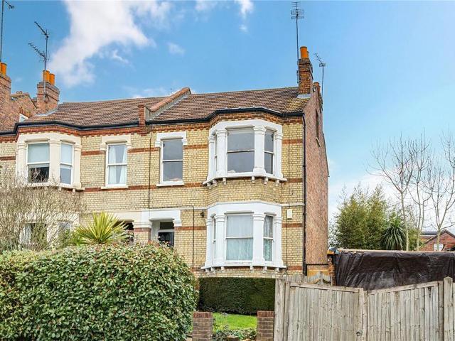 Flat for sale in New Barnet, Isle Of Man