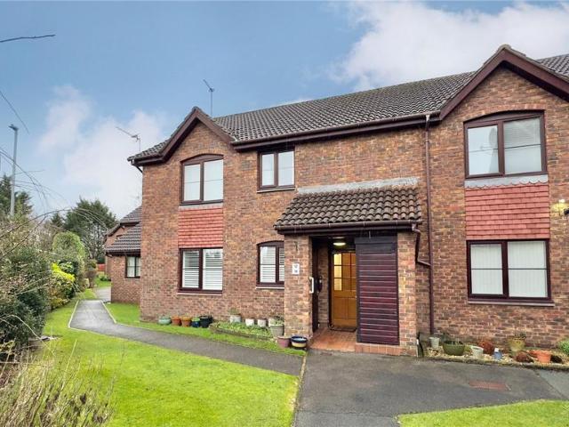 Flat for sale in Heswall, Wirral