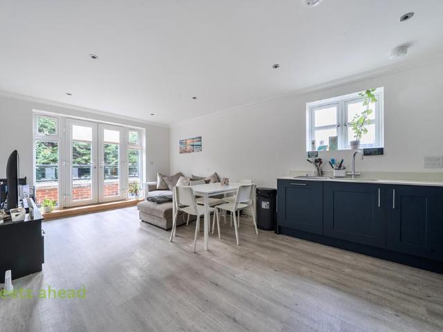 Flat for sale in London Borough of Sutton, Greater London