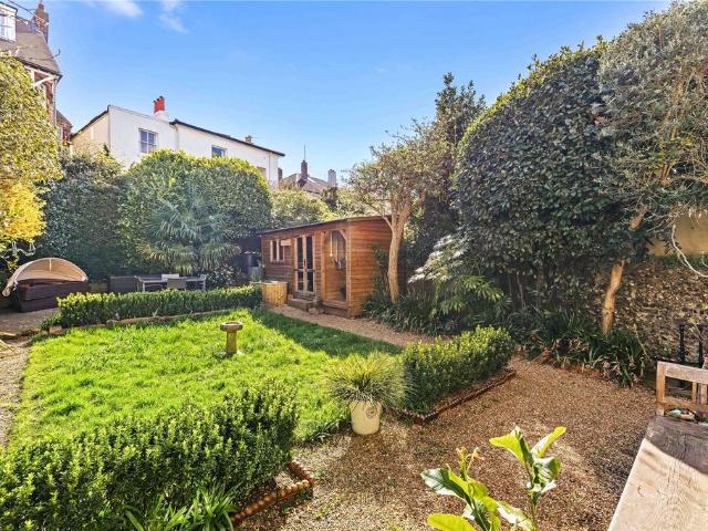 Flat for sale in Brunswick, Brighton & Hove