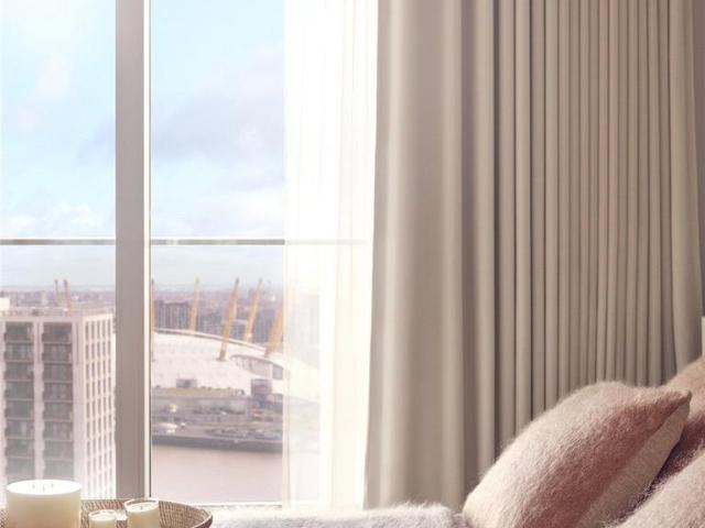 Flat for sale in Isle Of Dogs, Isle Of Man