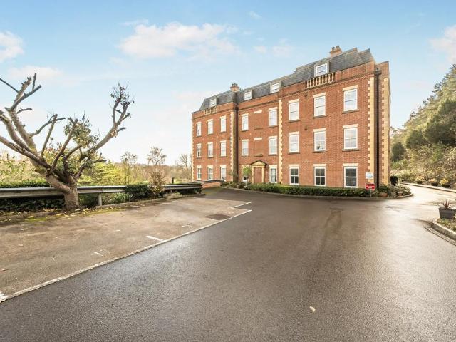 Flat for sale in Hawford, Hampshire