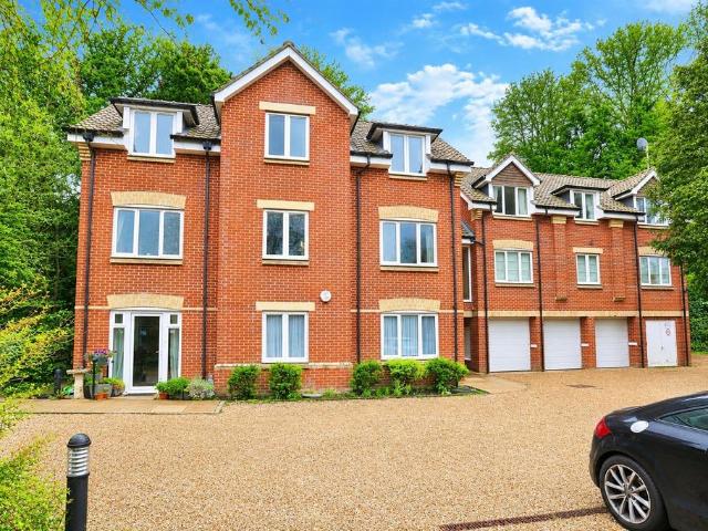 Flat for sale in Bishop's Waltham