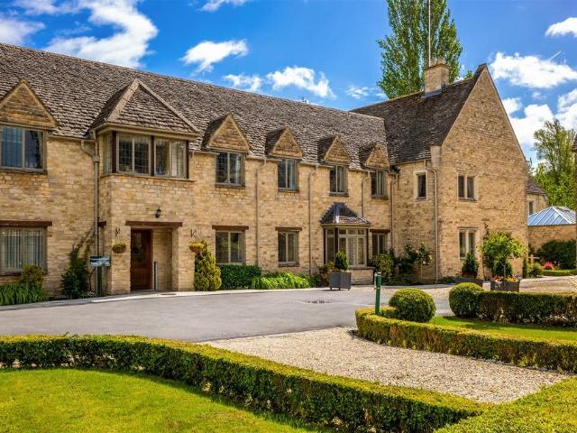 Flat for sale in Black Bourton, Oxfordshire