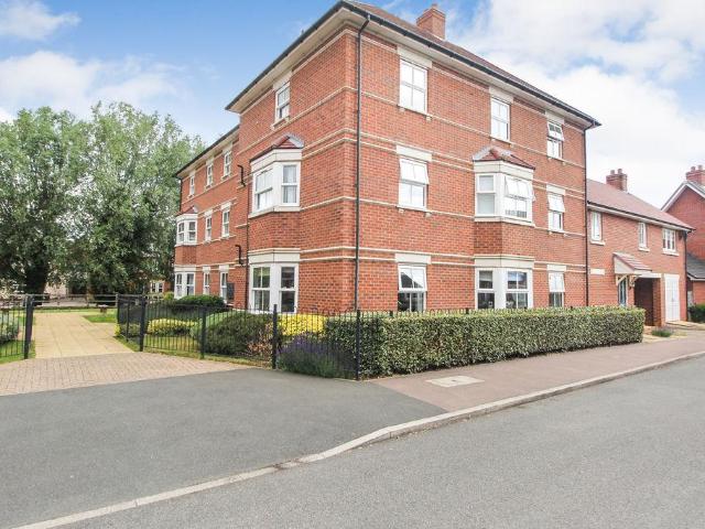 Flat for sale in Bedford