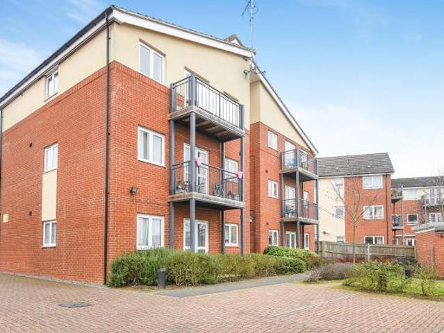 Flat for sale in The Slade, Oxfordshire