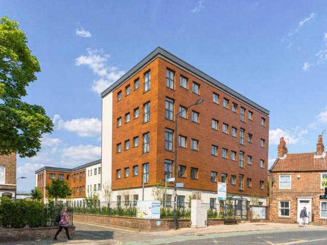 Flat for sale in High Field, York