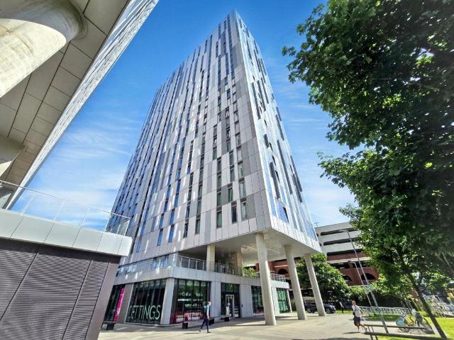 Flat for sale in Salford, Greater Manchester
