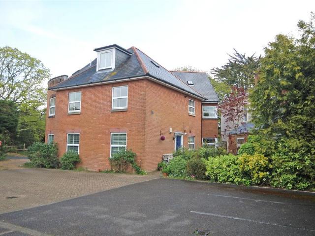 Flat for sale in Hordle, New Forest