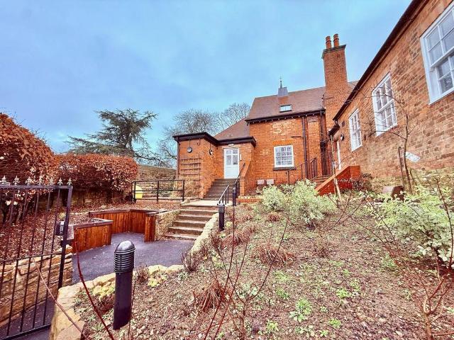 Flat for sale in Coseley, West Midlands
