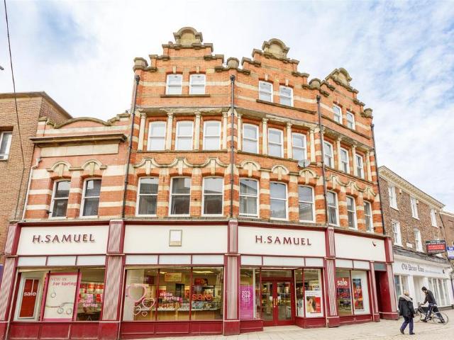 Flat for sale in High Field, York