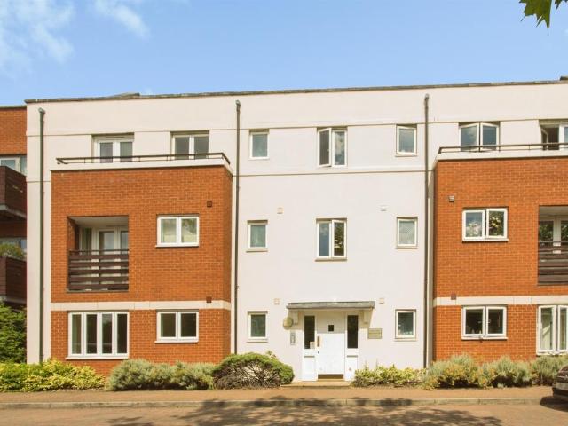 Flat for sale in Arrington, Cambridgeshire