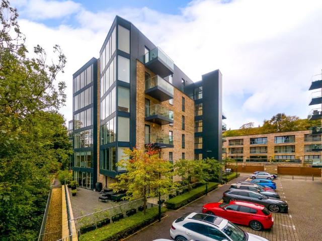 Flat for sale in North Kelvinside, Glasgow