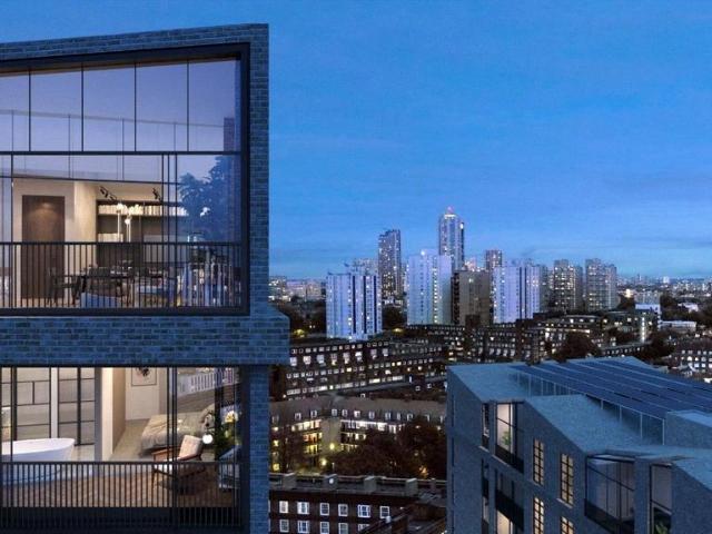 Flat for sale in Vauxhall, Greater London