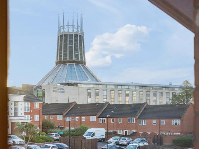 Flat for sale in Knowledge Quarter, Liverpool
