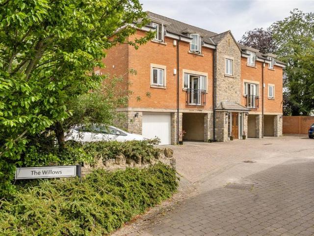 Flat for sale in Keynsham, Bath And North East Somerset