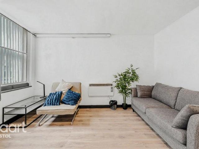 Flat for sale in City Centre, Feckenham
