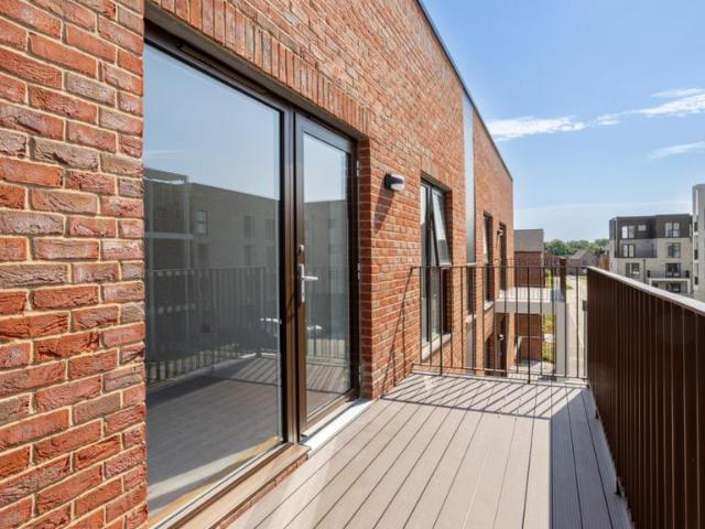 Flat for sale in Arbury, Cambridgeshire