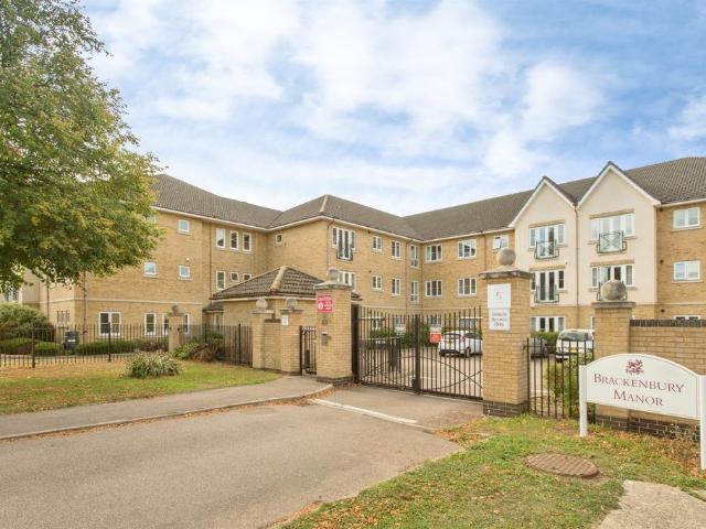 Flat for sale in Histon, South Cambridgeshire